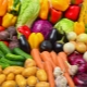  Kalorií syrové a vařené zeleniny