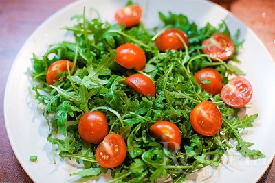  Hasznos tulajdonságai a sült saláta kitûnõnek