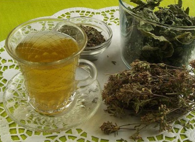  Hypericum tea, mint at oregano